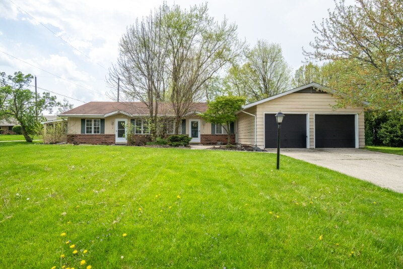 Building Photo - 3303 Hobson Rd