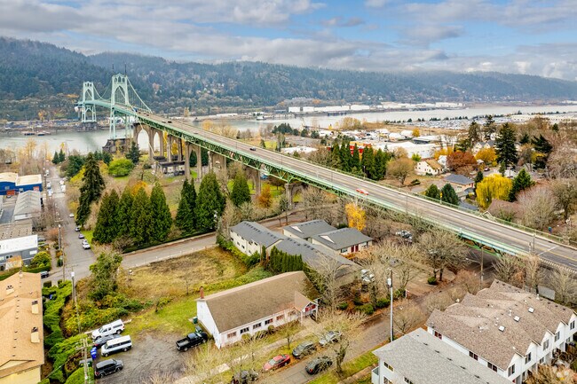Aerial Photo - Cathedral View Condominiums