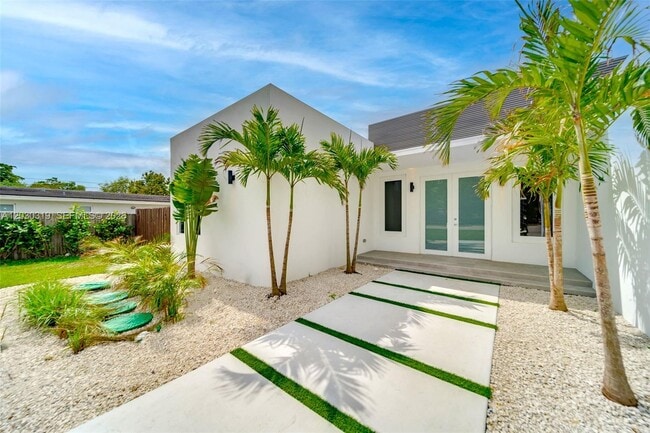 Building Photo - 8990 N Miami Ave