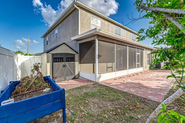 Building Photo - Beautiful 5 Bedroom Two-Story Home for Rent