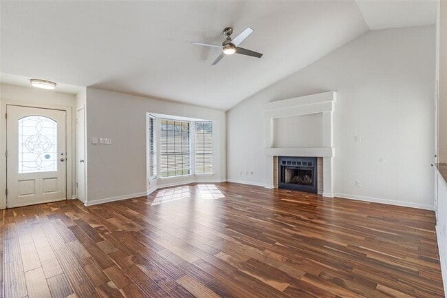 Building Photo - 12404 Thompkins Dr