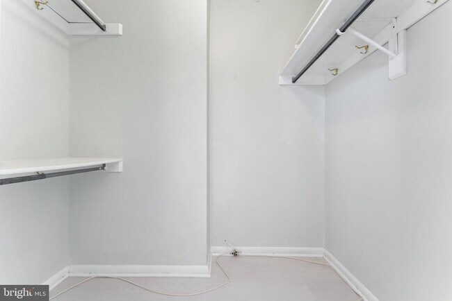 Building Photo - 3701 S George Mason Dr