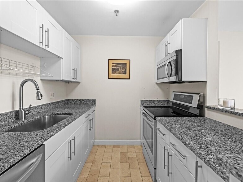 Building Photo - 391 Commonwealth Ave