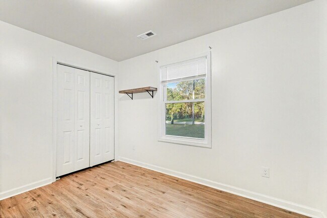 Building Photo - Modern Coastal Retreat | 3BR/2BA Home Buil...