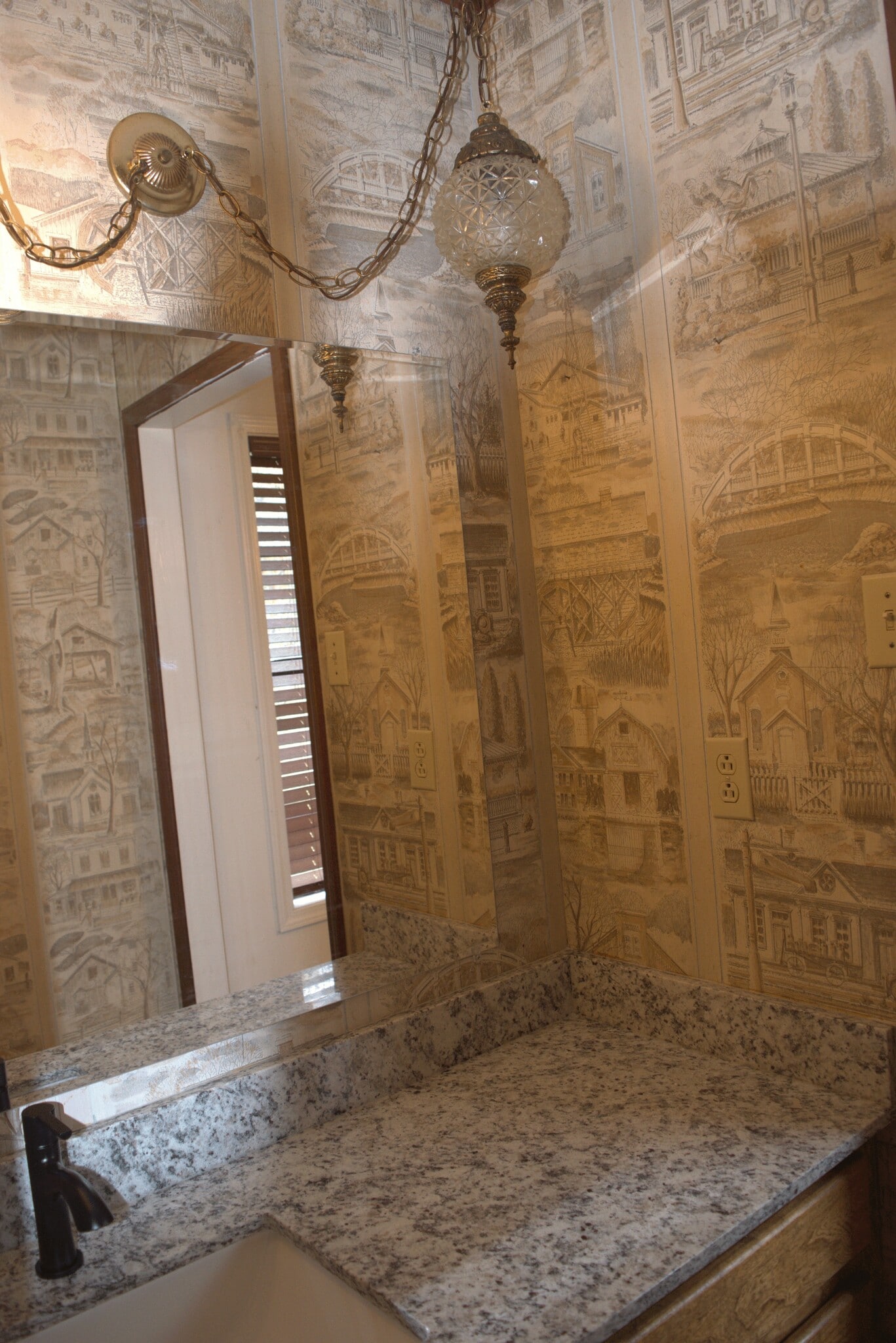 Building Photo - 1901 Richard Dr