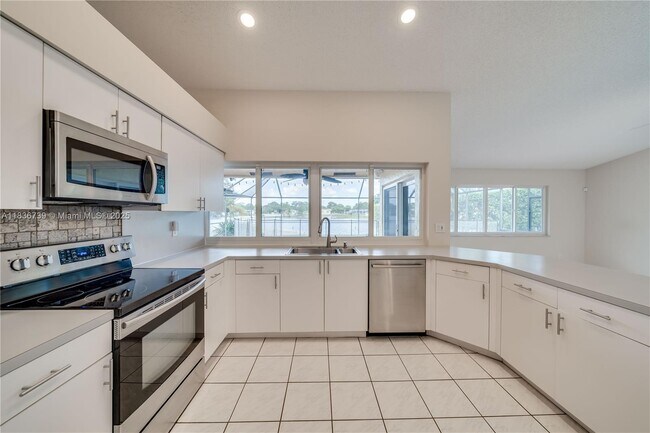 Building Photo - 360 NW 107th Ave