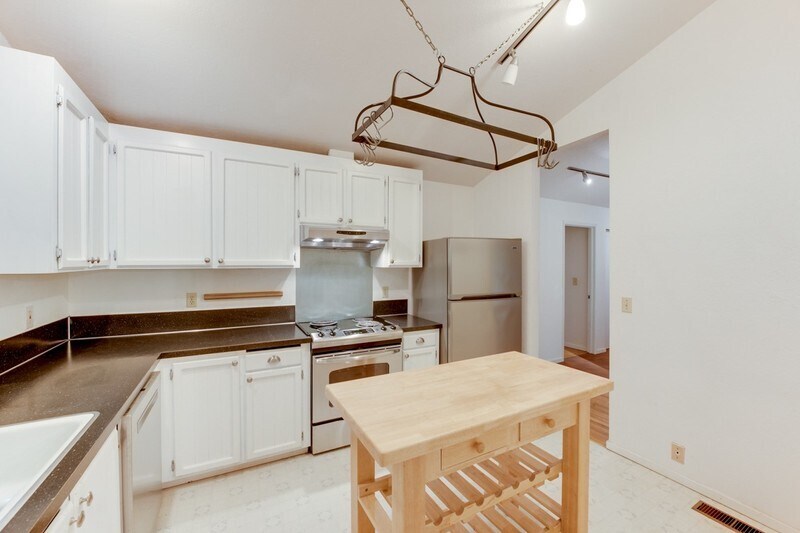 Building Photo - 1614 NE 199th Ct