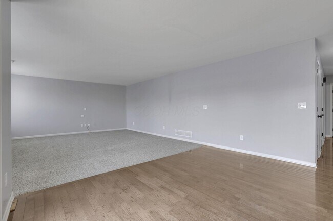 Building Photo - 1701 Marigold St