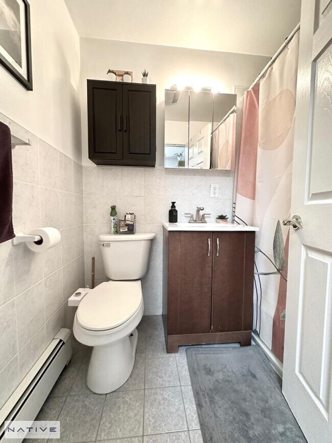 Building Photo - 2 bedroom in BROOKLYN NY 11222