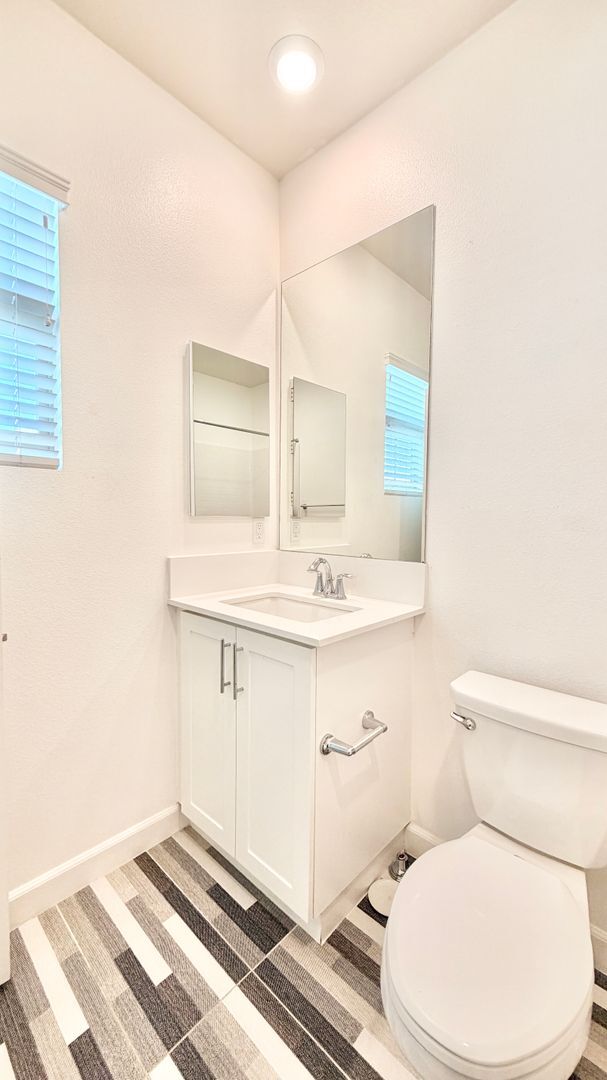 Building Photo - 4374 Nautilus Way