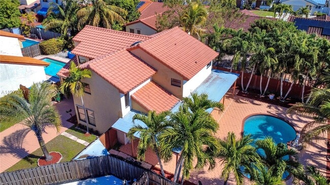 Building Photo - 10031 SW 147th Pl