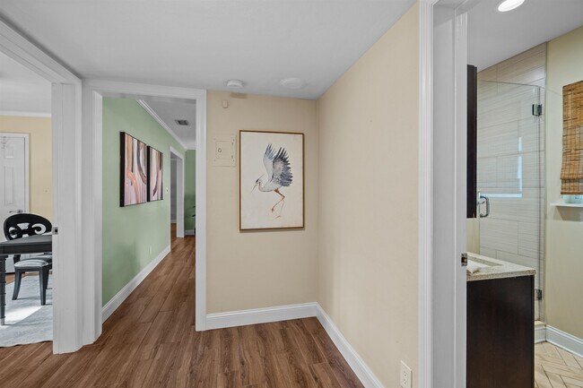 Building Photo - 146 Menendez Rd