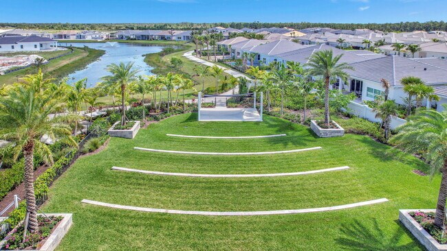 Building Photo - 9901 Regency Wy