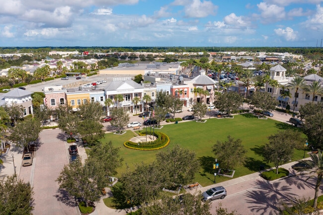 Building Photo - 12170 SW Bennington Cir