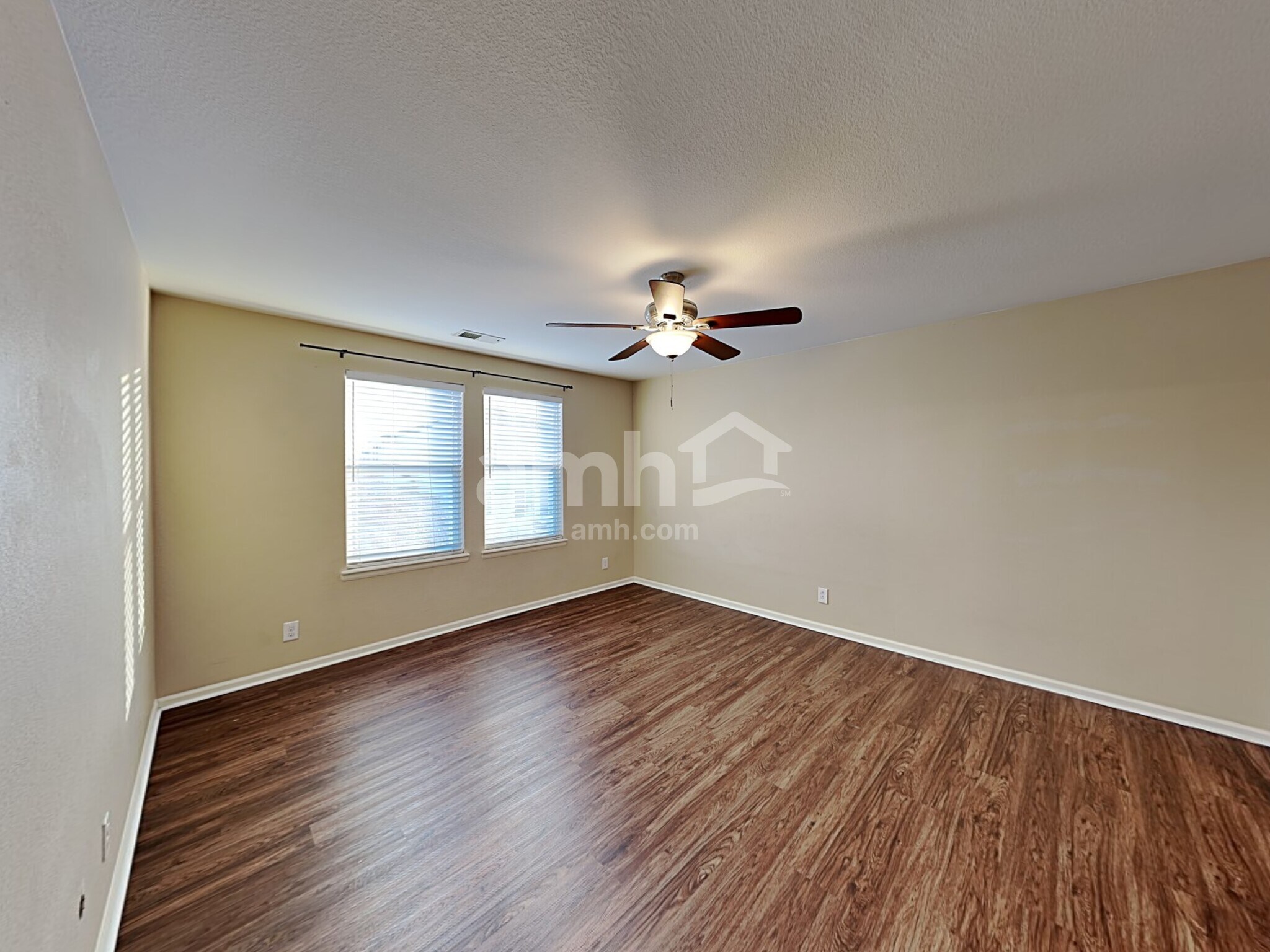 Building Photo - 16224 E 54th Ave