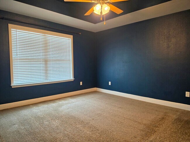 Building Photo - 14645 Birkdale Dr