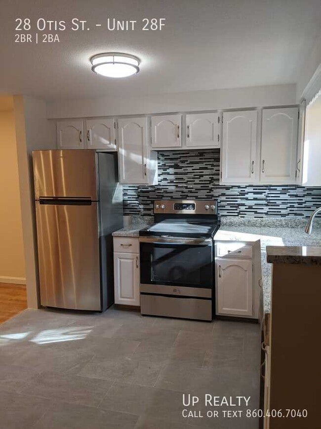 Building Photo - 28 Otis St