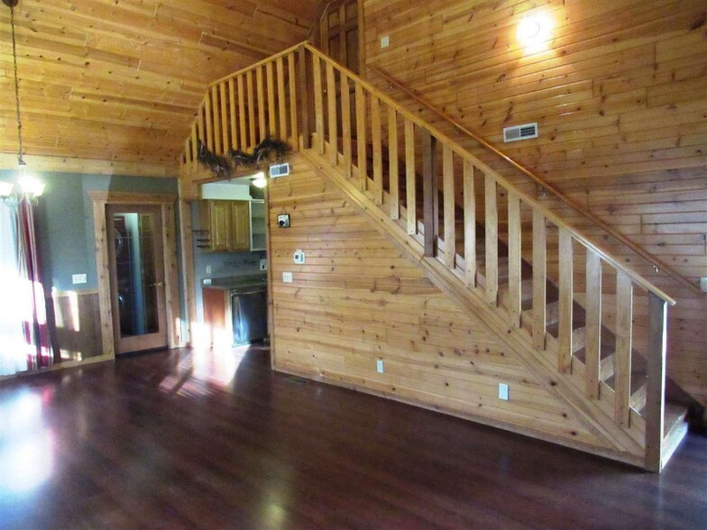Building Photo - 459 Overlook Ct