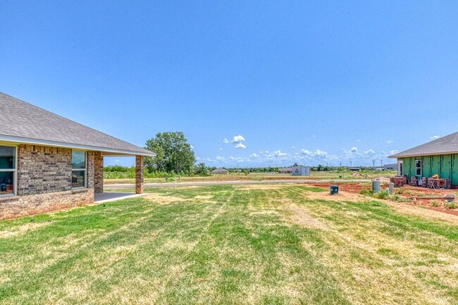 Building Photo - 3812 SE 80th St