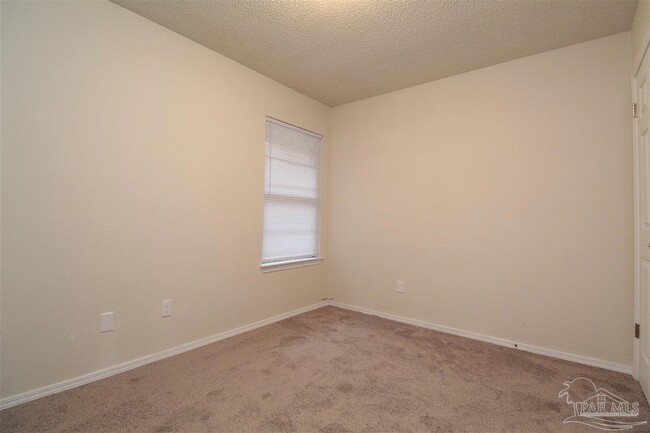 Building Photo - 6948 Spanish Trail