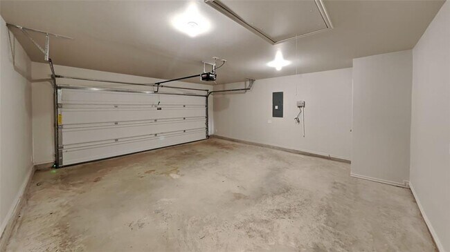 Building Photo - 9117 NW 127th St