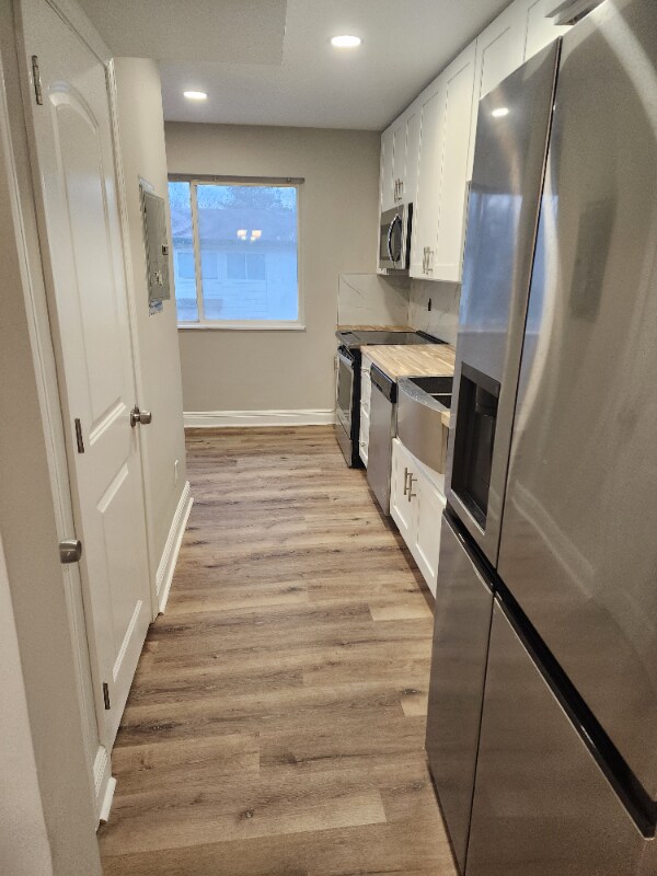 Building Photo - 0 W Lake Ave NW