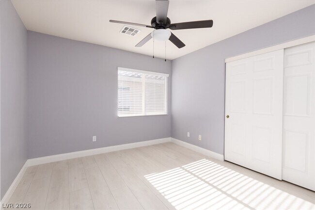 Building Photo - 10873 Carberry Hill St