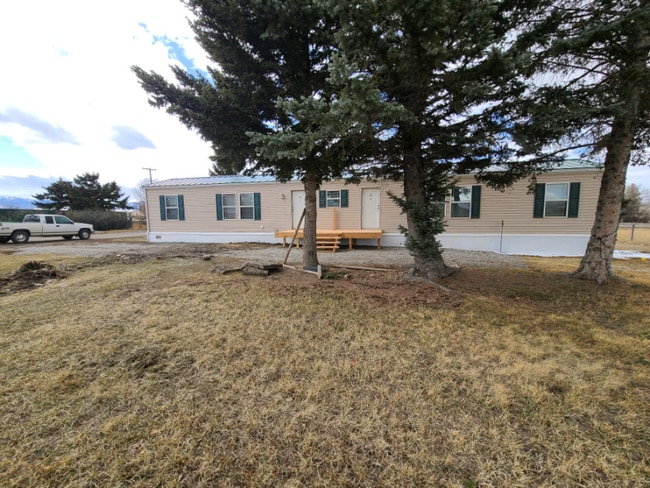 Building Photo - 76400 Gallatin Rd