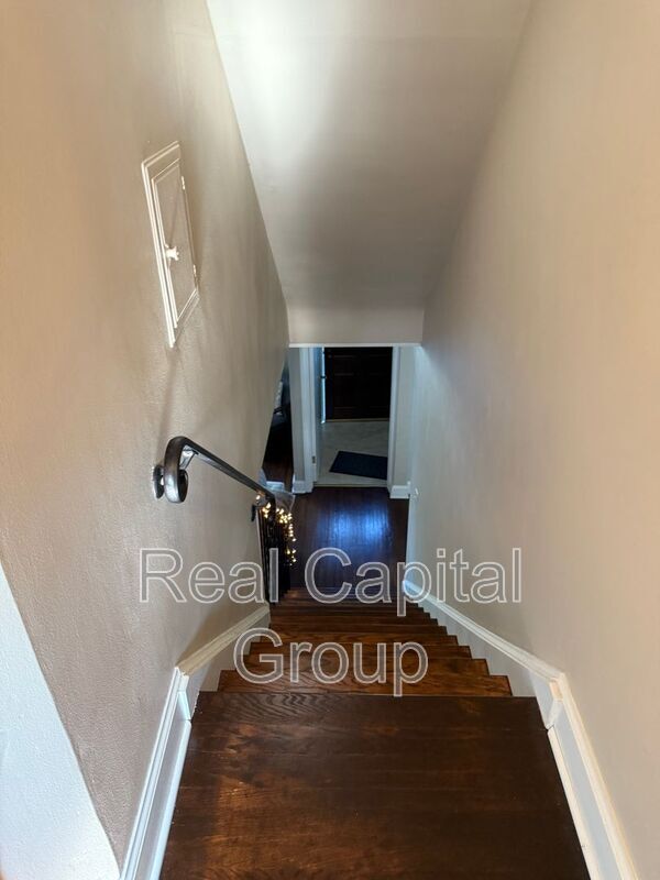 Building Photo - 226 Capen Blvd
