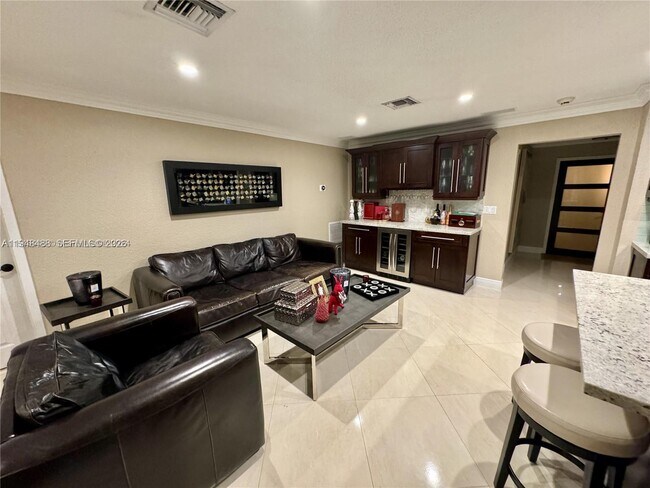 Building Photo - 15101 Garvock Pl