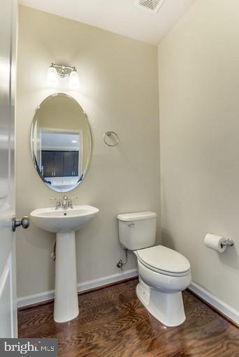 Building Photo - 8931 Garrett Way