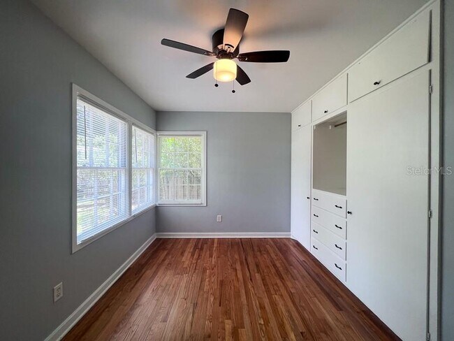 Building Photo - 436 NW 30th Ave