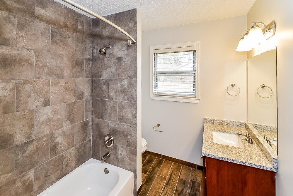 Building Photo - 9077 Neil Ave