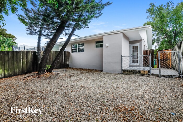 Building Photo - 9233 SW 204th Terrace