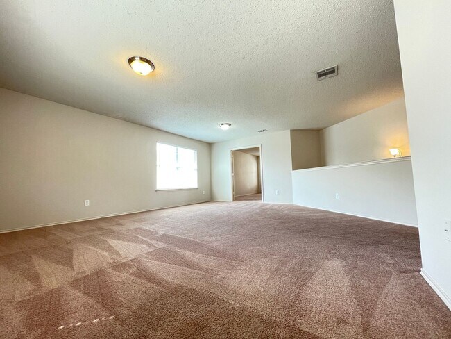Building Photo - Keller ISD-5 BED, 4 BATH-AMAZING PRICE!