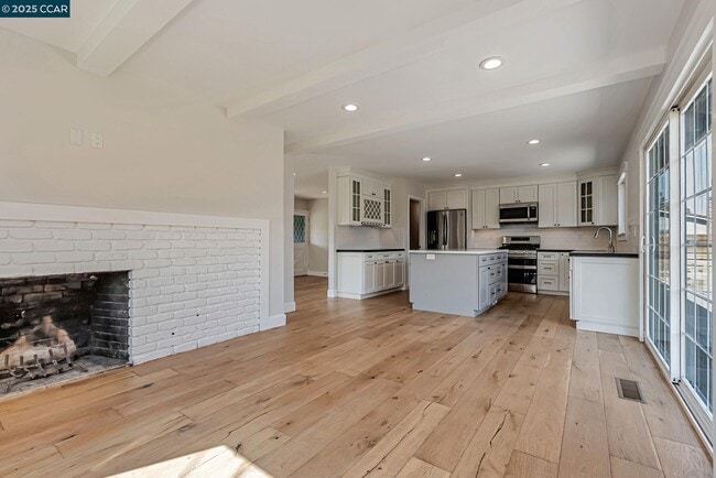 Building Photo - 5891 Caulfield Dr