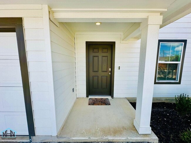 Building Photo - Spacious 4 Bed, 2.5 Bath Two-Story Home, 1,519 Sq. Ft. with Huge Backyard!