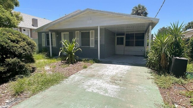 Primary Photo - 3218 W San Pedro St