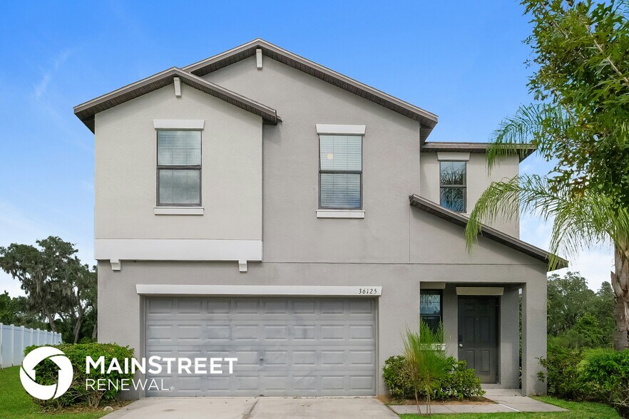 Primary Photo - 36125 Stable Wilk Ave