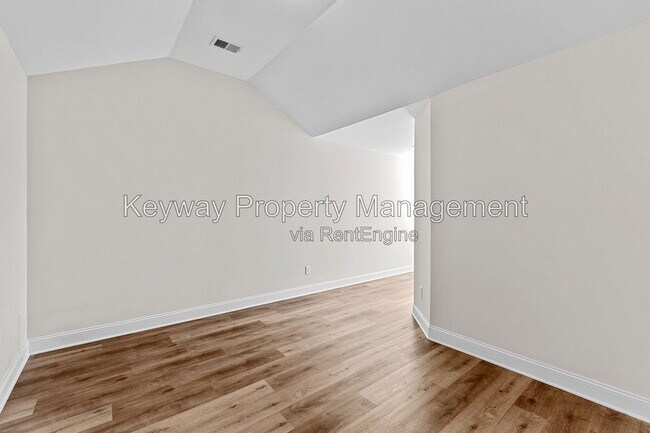 Building Photo - 331 Sumac Trail