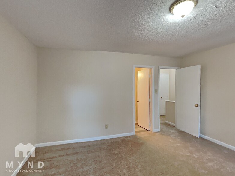 Building Photo - 1501 Gorman St