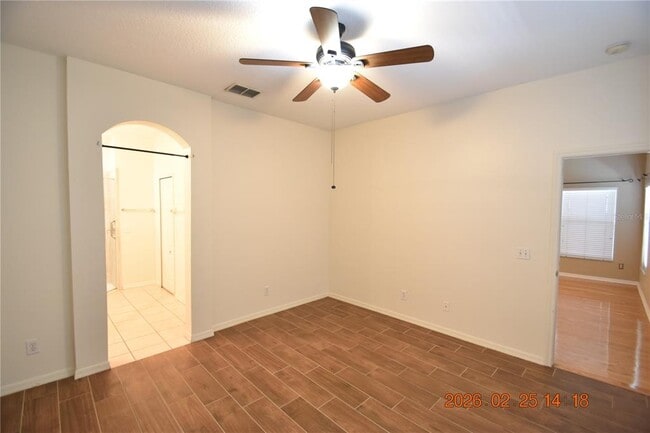 Building Photo - 813 Parsons Pointe St