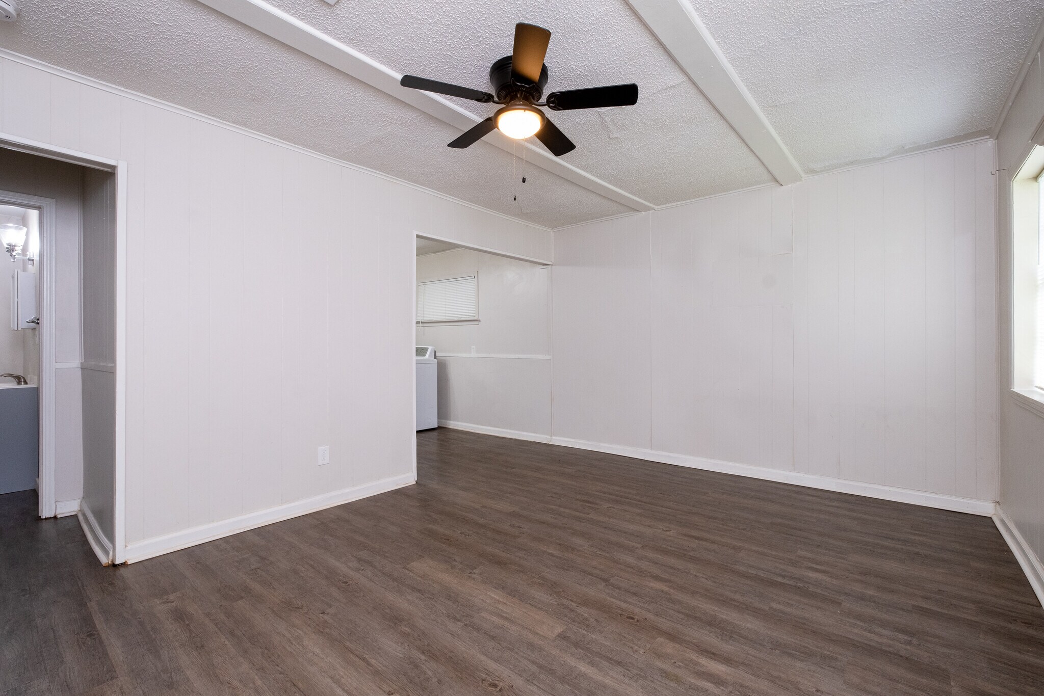 Building Photo - 404 Poplar St