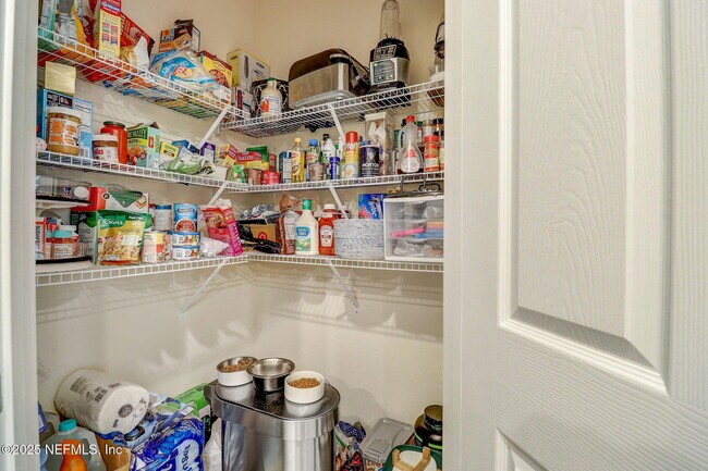 Building Photo - 135 Coastline Wy