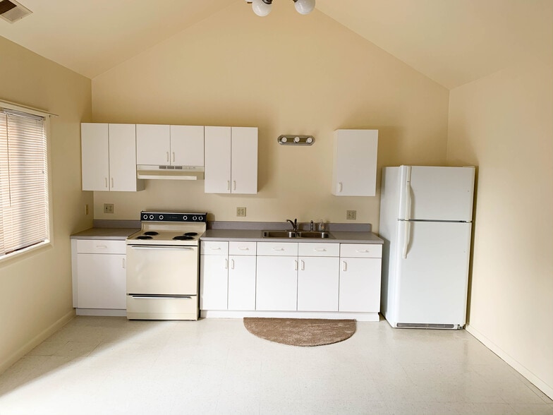 Building Photo - 2800 Houston St