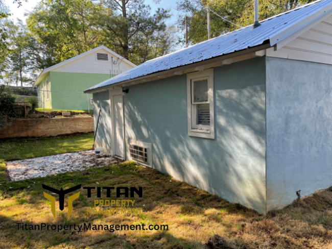 Building Photo - Studio Tiny Home