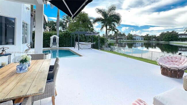 Building Photo - 19250 SW 30th St