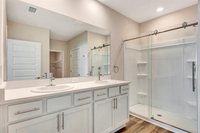 Building Photo - 18303 Wheathouse Pl