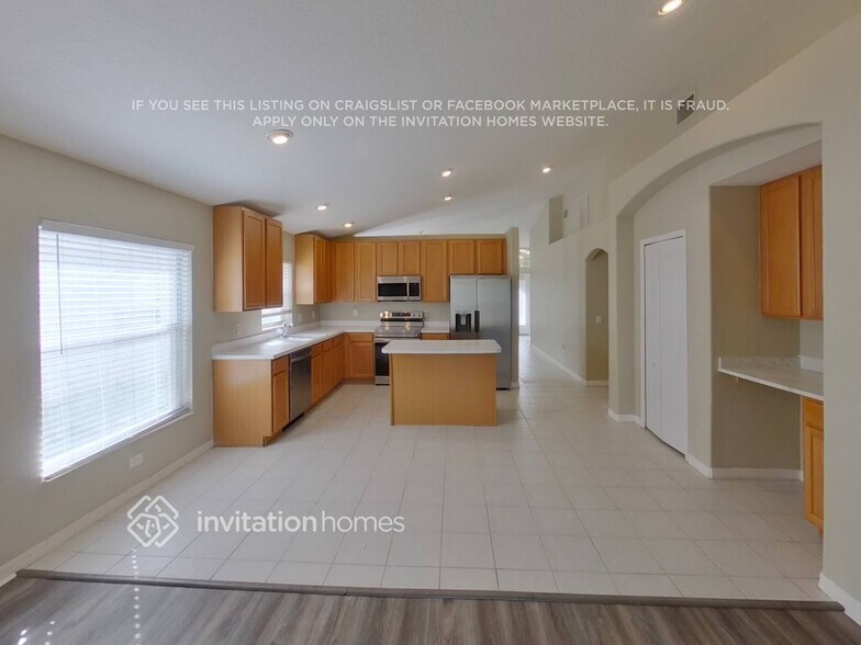 Building Photo - 19250 Fishermans Bend Dr