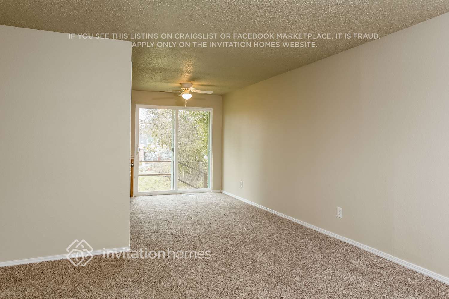 Building Photo - 1126 E 61st St